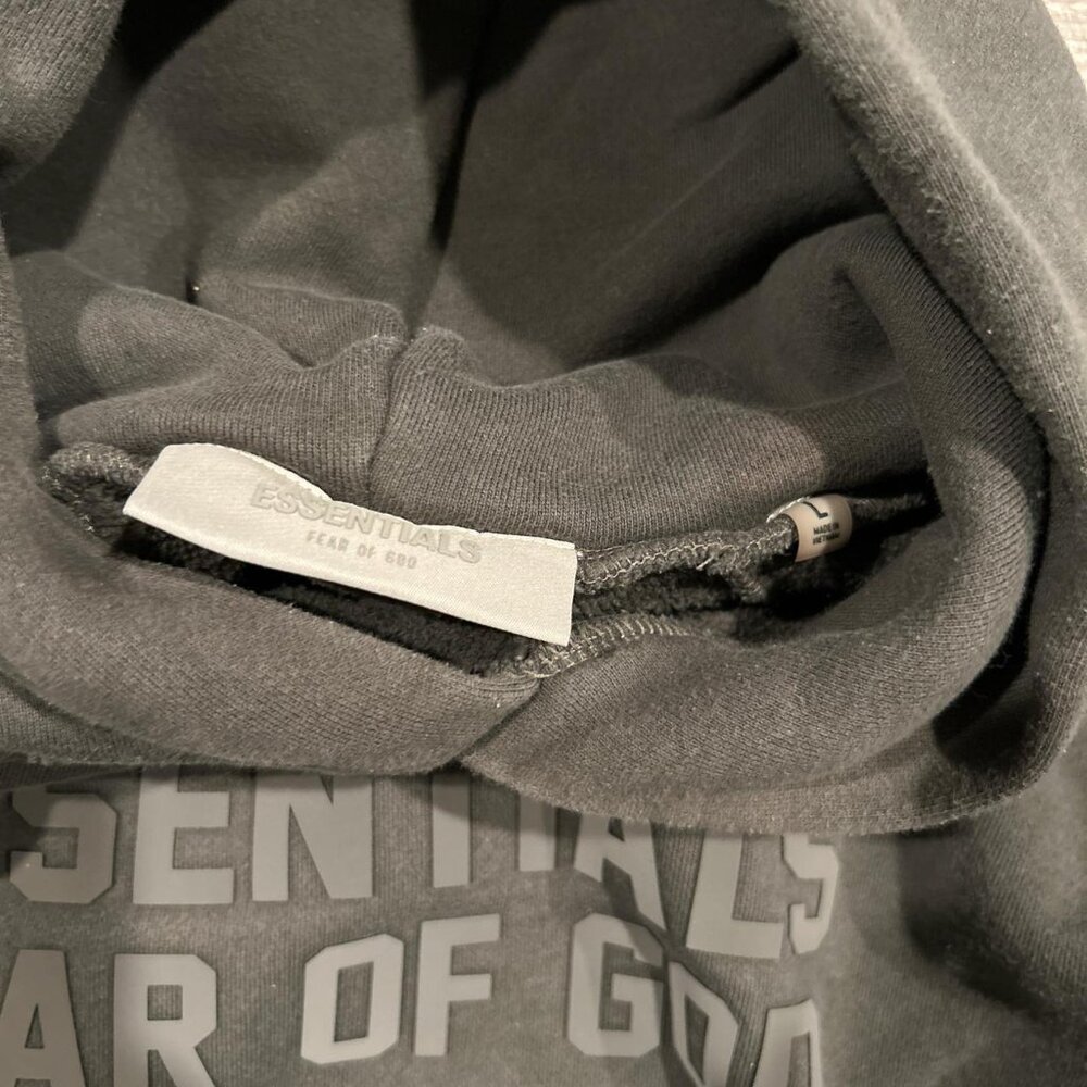 Essentials Fear Of God Hoodie In Off Black - Picture 5 of 6